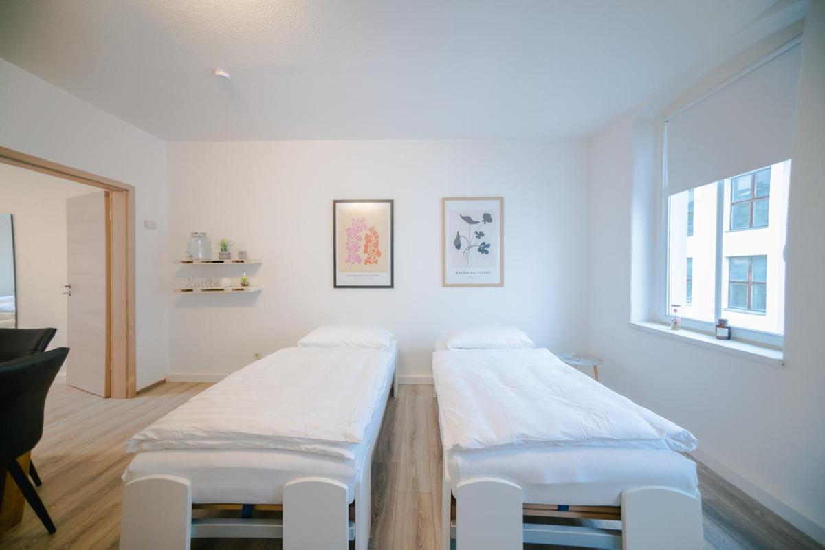 Ferienwohnung Laura In Gera Fuer Bis Zu 4 Personen - Neu Renoviert Eksteriør billede